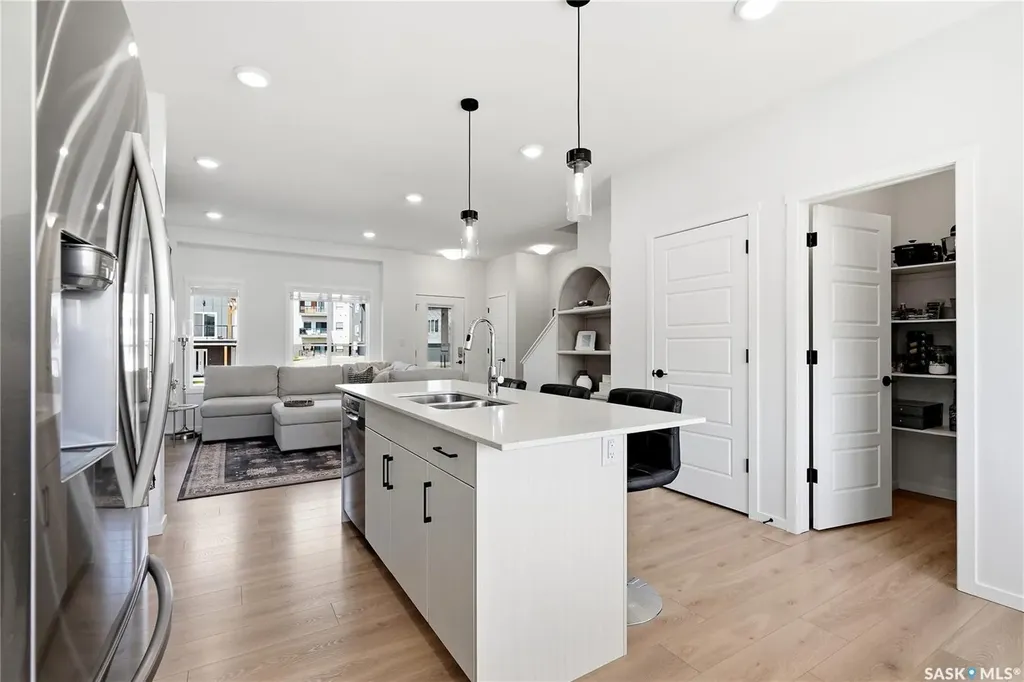 4234 Brighton Circle Saskatoon SK S7V 0V5