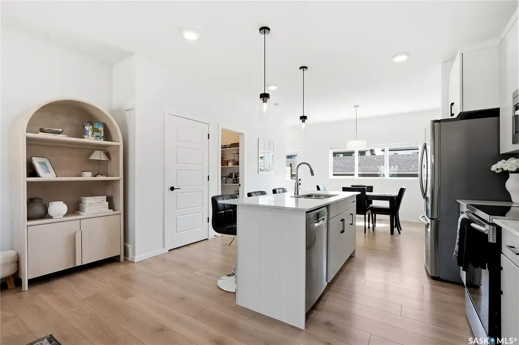 4234 Brighton Circle Saskatoon SK S7V 0V5