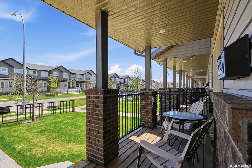 142 Rosewood Gate N Saskatoon SK S7V 0K9