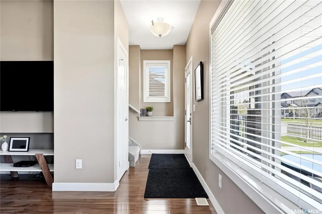 142 Rosewood Gate N Saskatoon SK S7V 0K9