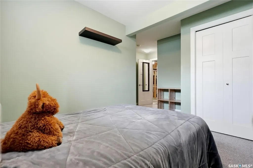 142 Rosewood Gate N Saskatoon SK S7V 0K9