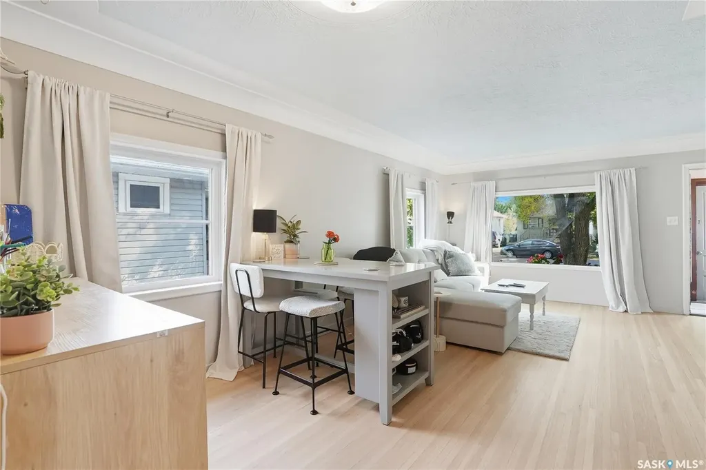 114 107th Street W Saskatoon SK S7N 1N8