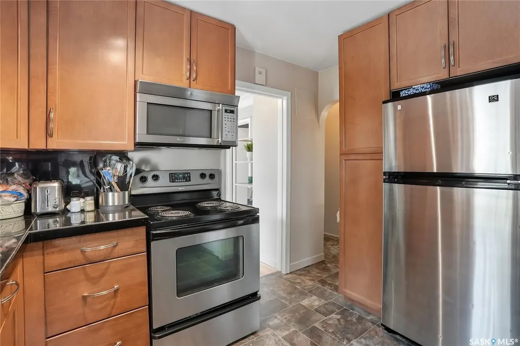 114 107th Street W Saskatoon SK S7N 1N8