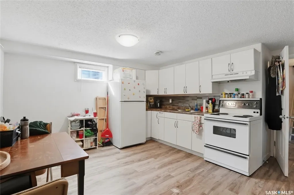 114 107th Street W Saskatoon SK S7N 1N8