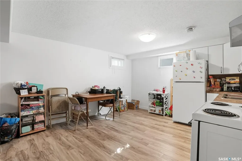 114 107th Street W Saskatoon SK S7N 1N8