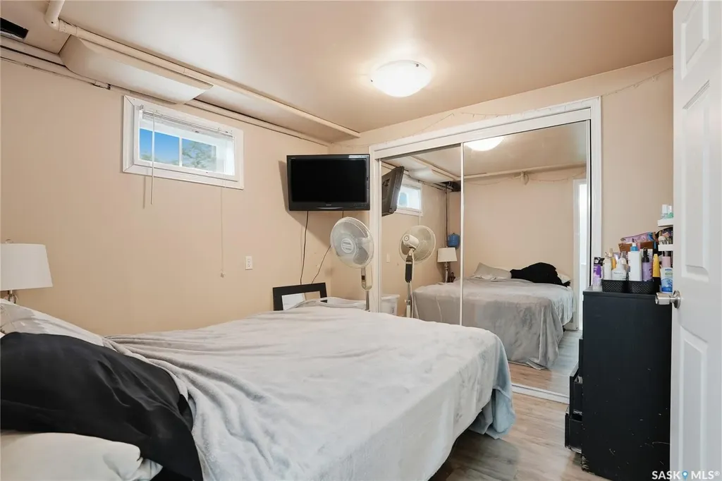 114 107th Street W Saskatoon SK S7N 1N8