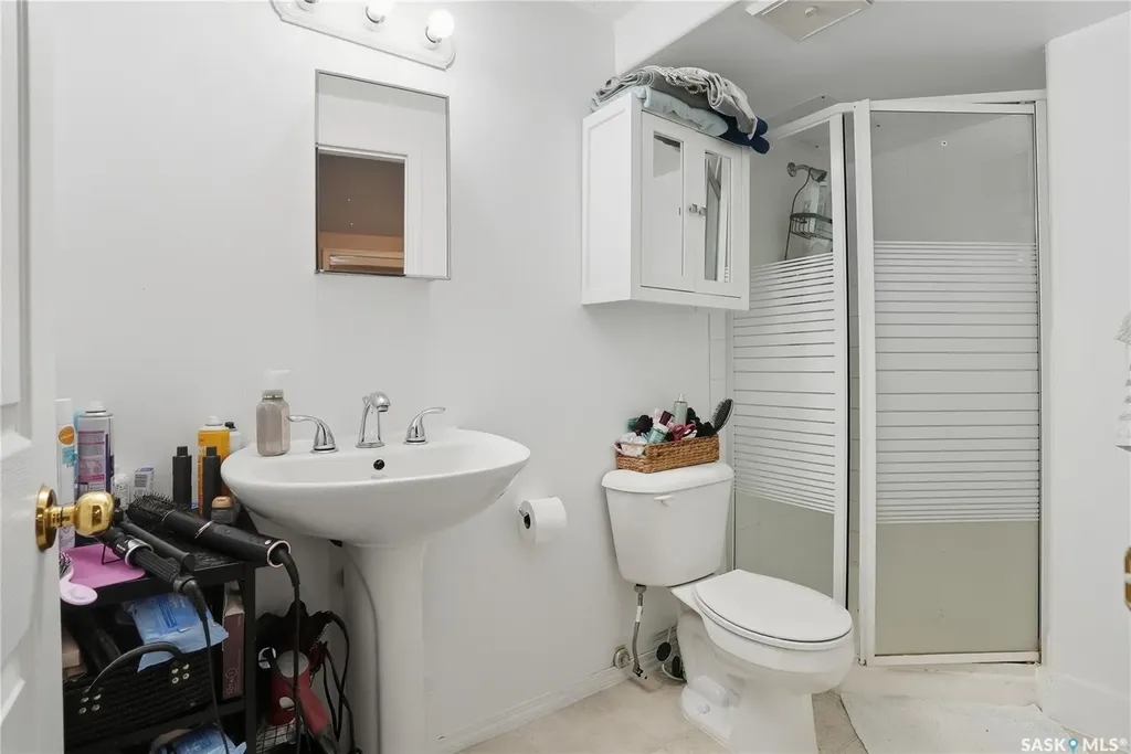 114 107th Street W Saskatoon SK S7N 1N8