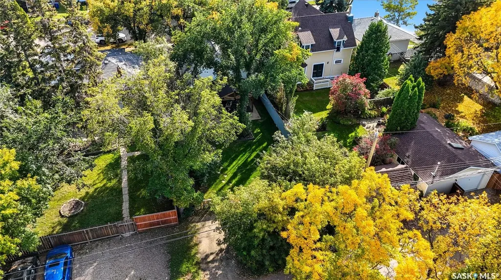 114 107th Street W Saskatoon SK S7N 1N8