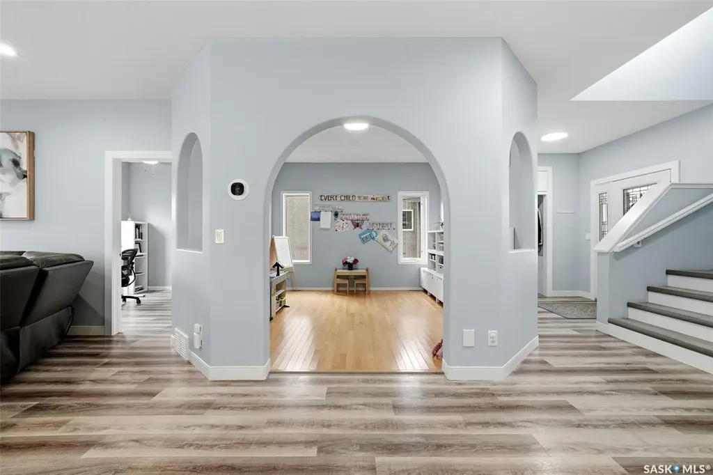 709 Aspen Crescent Pilot Butte SK S0G 3Z0