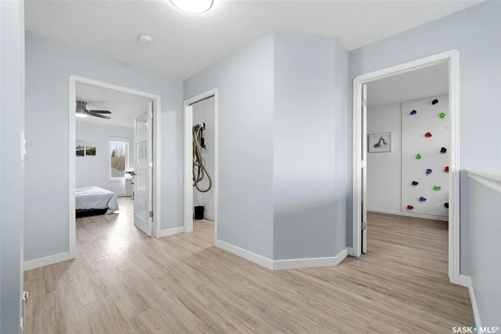 709 Aspen Crescent Pilot Butte SK S0G 3Z0