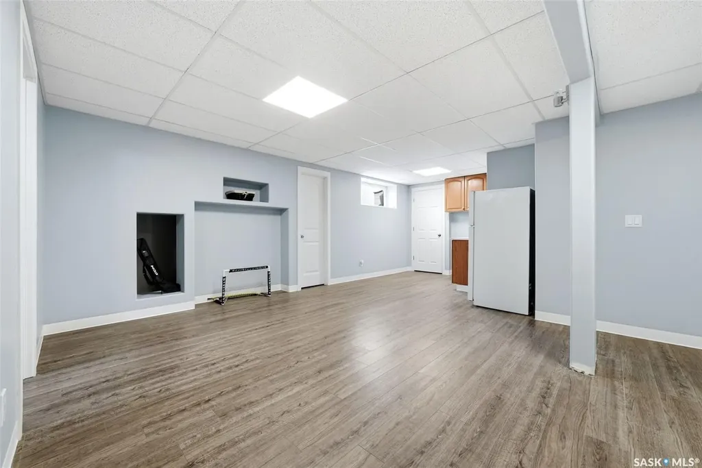 709 Aspen Crescent Pilot Butte SK S0G 3Z0