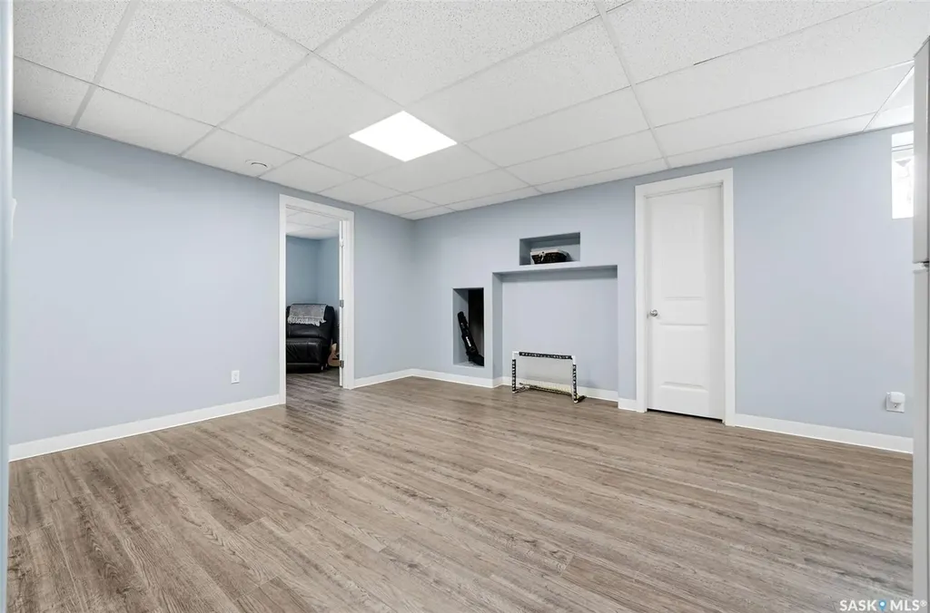 709 Aspen Crescent Pilot Butte SK S0G 3Z0