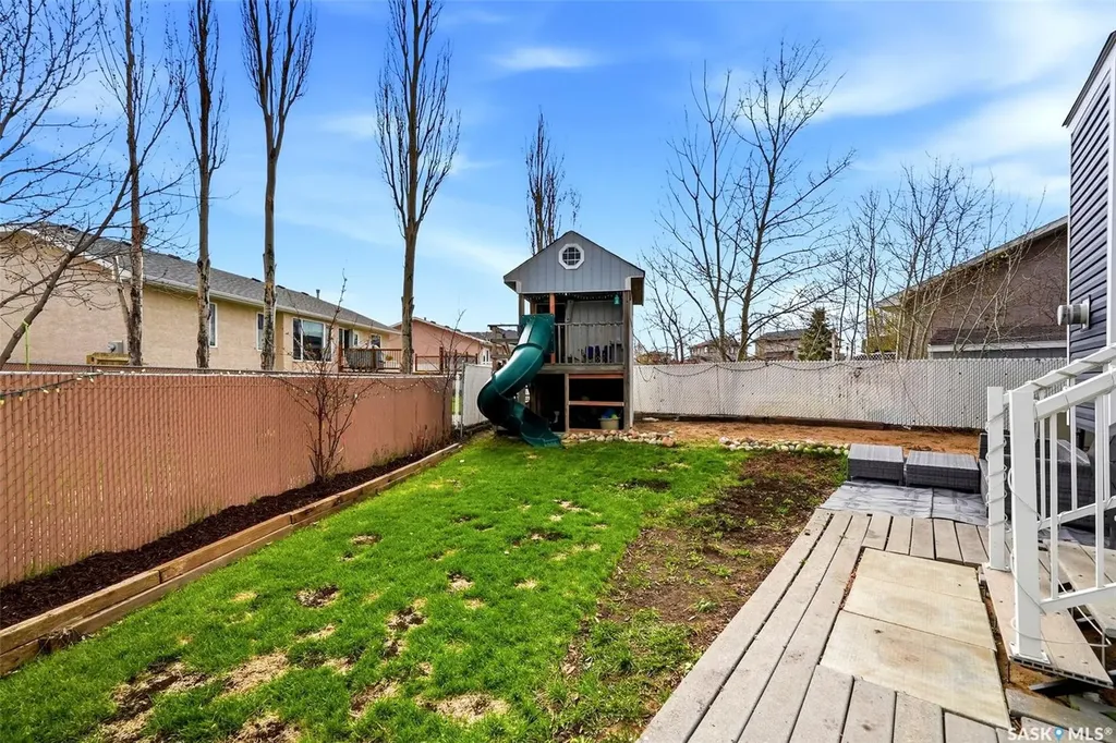 709 Aspen Crescent Pilot Butte SK S0G 3Z0