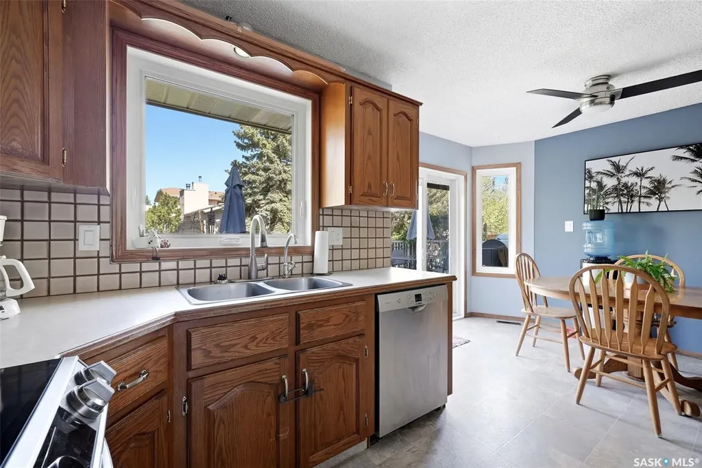 3731 Selinger Crescent Regina SK S4V 2G8