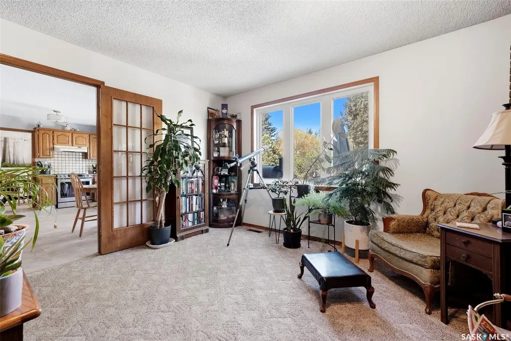 3731 Selinger Crescent Regina SK S4V 2G8