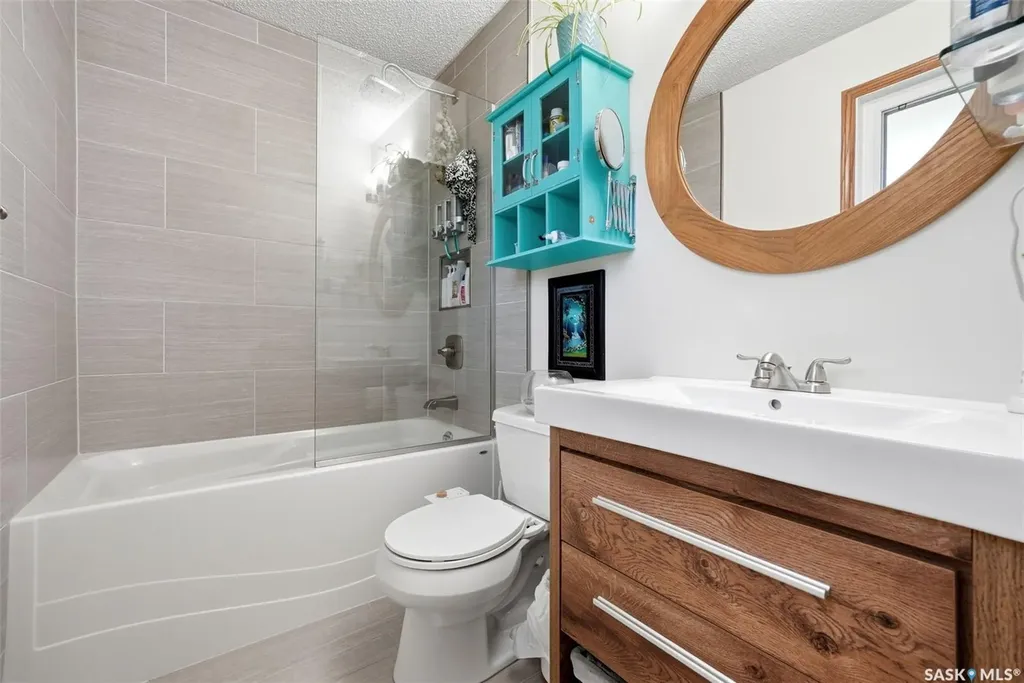 3731 Selinger Crescent Regina SK S4V 2G8