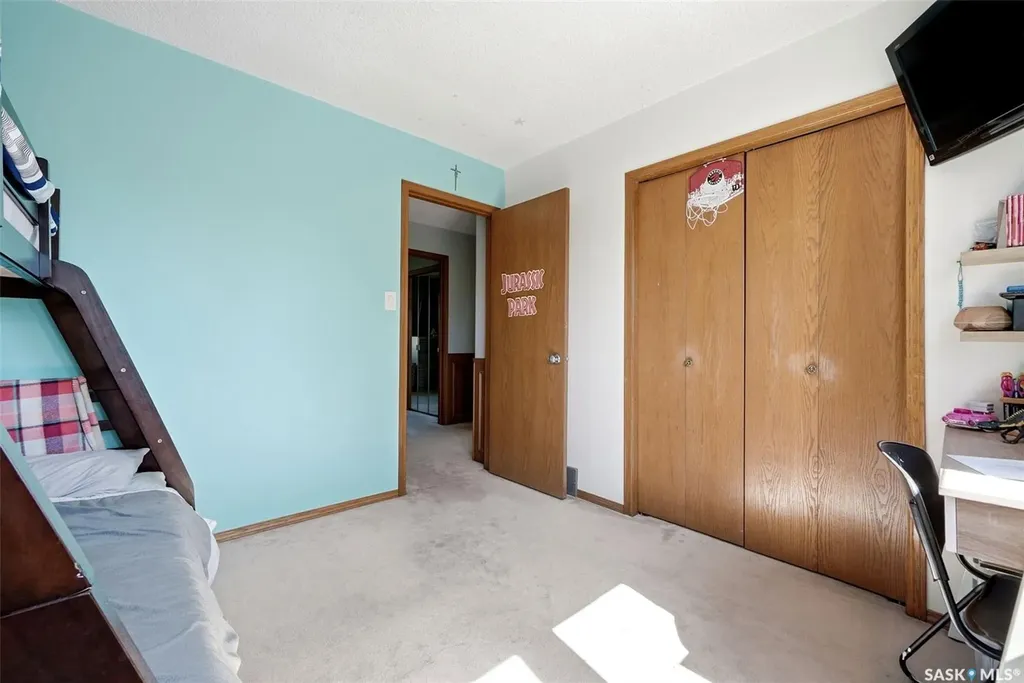 3731 Selinger Crescent Regina SK S4V 2G8