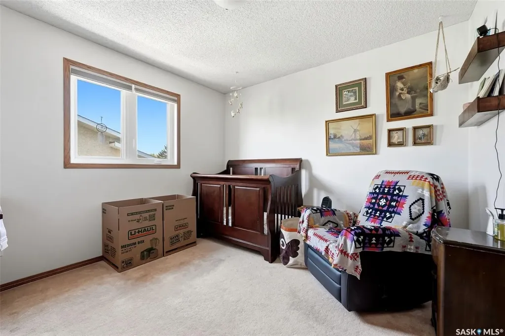 3731 Selinger Crescent Regina SK S4V 2G8