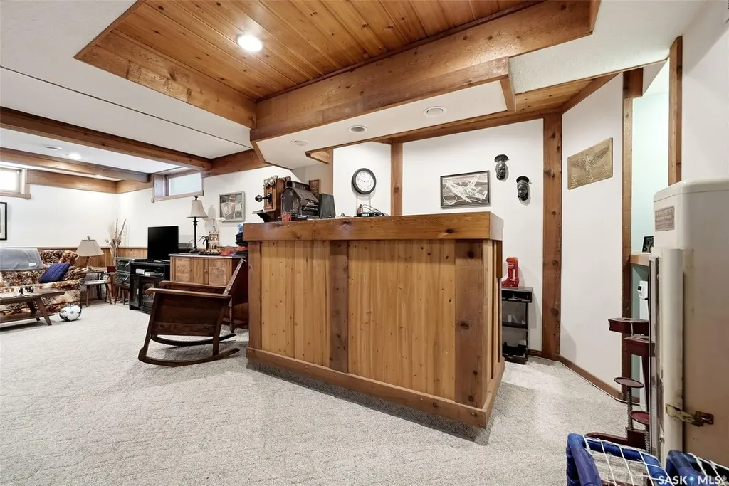 3731 Selinger Crescent Regina SK S4V 2G8