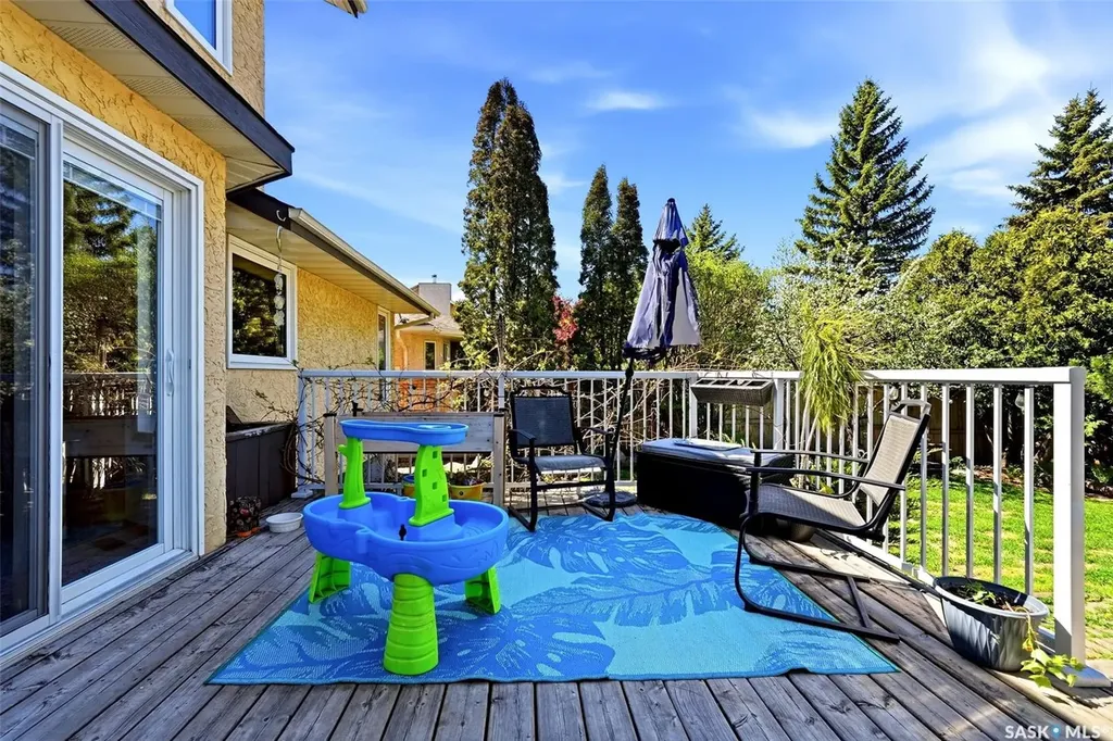 3731 Selinger Crescent Regina SK S4V 2G8