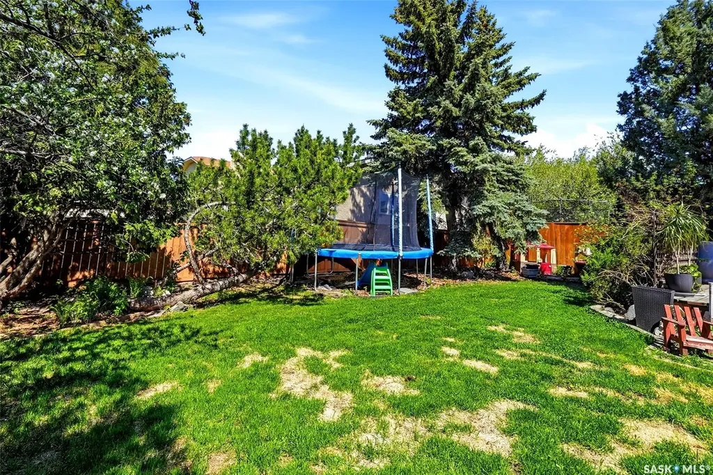 3731 Selinger Crescent Regina SK S4V 2G8