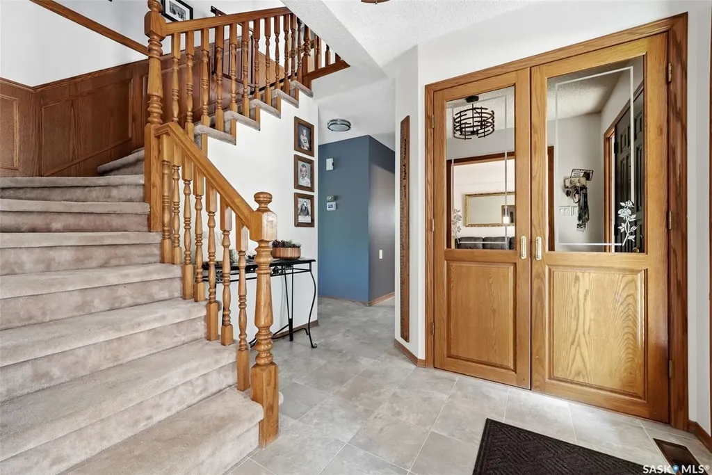 3731 Selinger Crescent Regina SK S4V 2G8