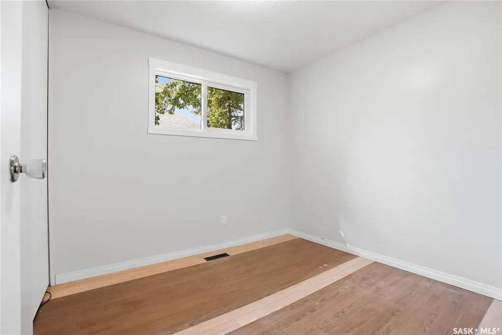 53 Rita Crescent Saskatoon SK S7N 2L4