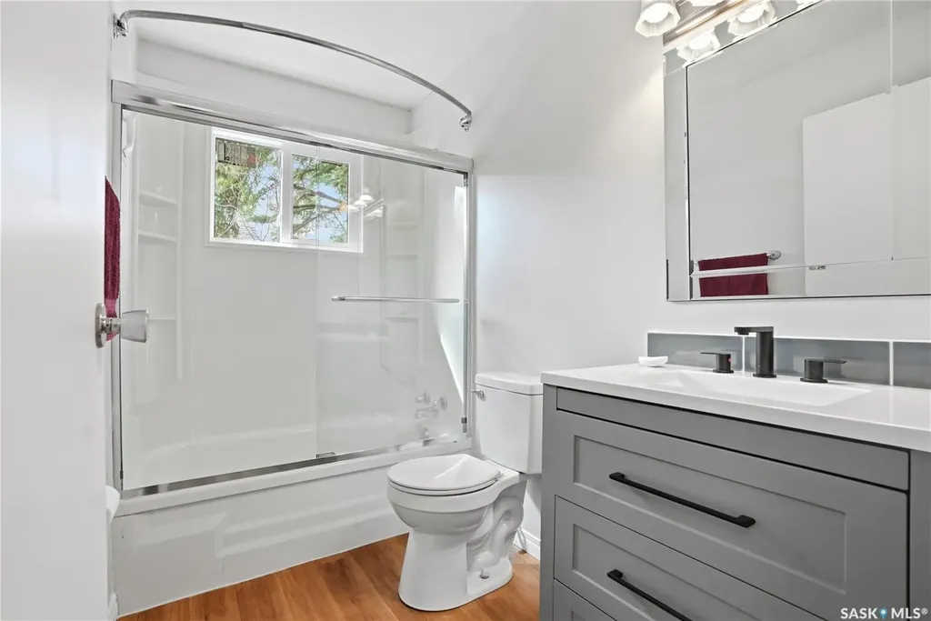 53 Rita Crescent Saskatoon SK S7N 2L4