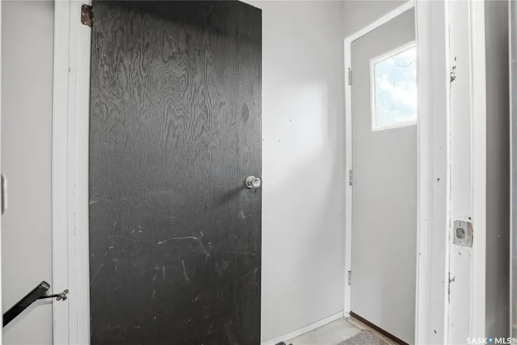53 Rita Crescent Saskatoon SK S7N 2L4
