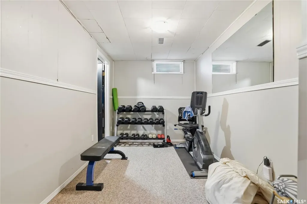 53 Rita Crescent Saskatoon SK S7N 2L4