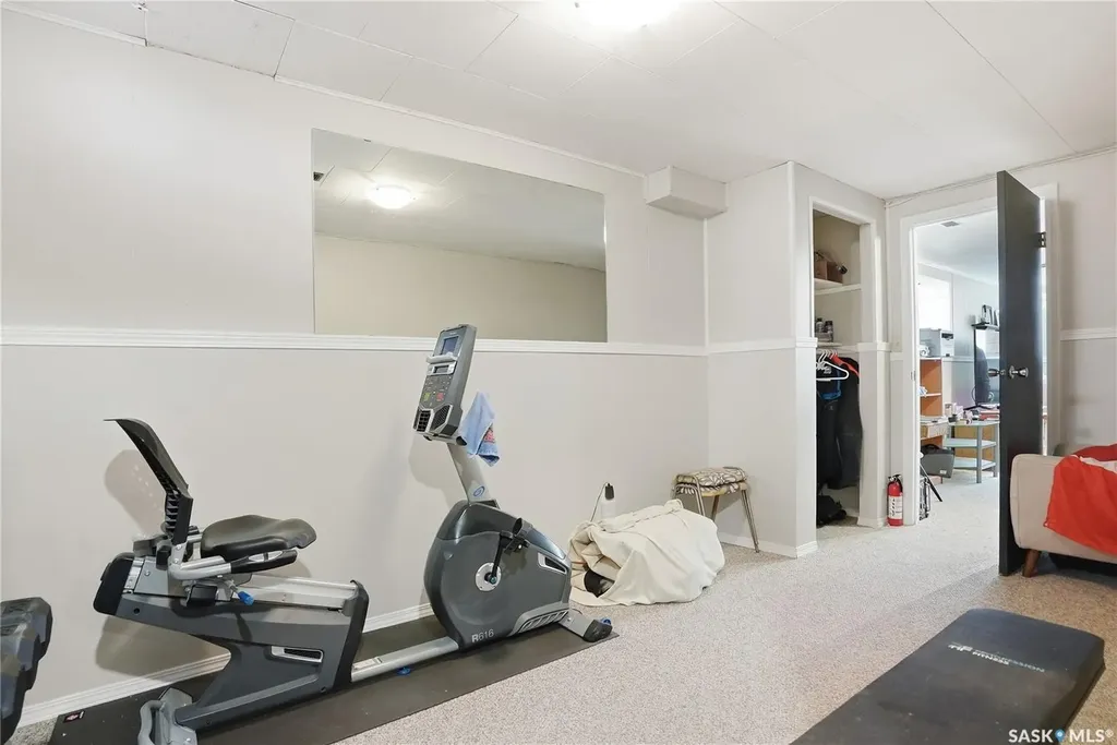 53 Rita Crescent Saskatoon SK S7N 2L4