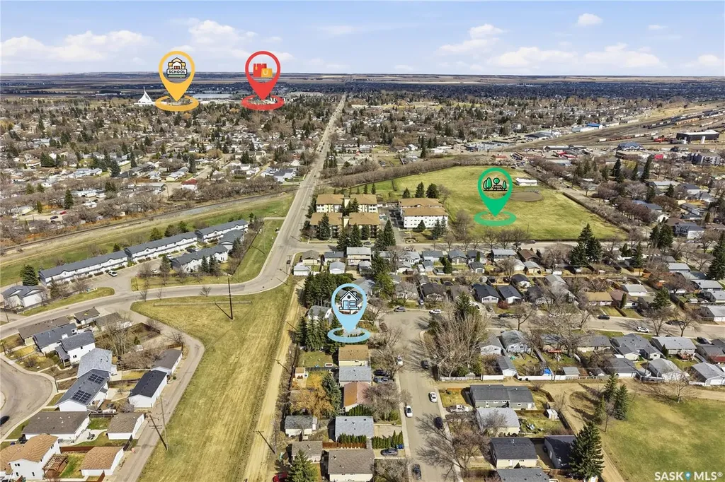 53 Rita Crescent Saskatoon SK S7N 2L4