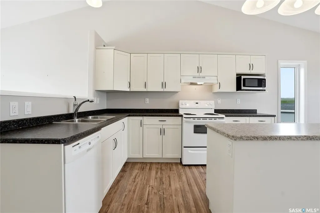 1134 Rempel Place Saskatoon SK S7T 0M2