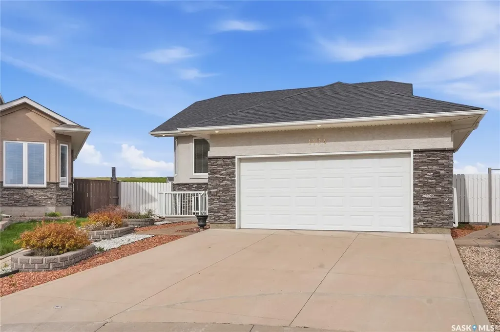 1134 Rempel Place Saskatoon SK S7T 0M2