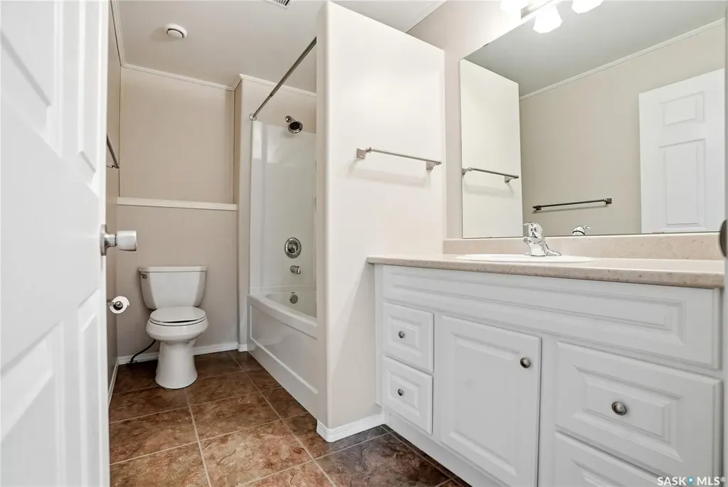 1134 Rempel Place Saskatoon SK S7T 0M2