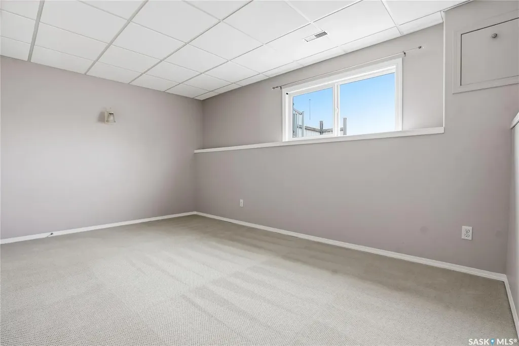 1134 Rempel Place Saskatoon SK S7T 0M2