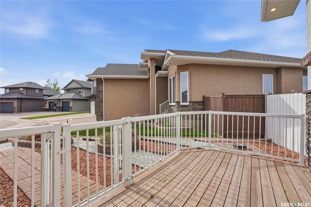 1134 Rempel Place Saskatoon SK S7T 0M2