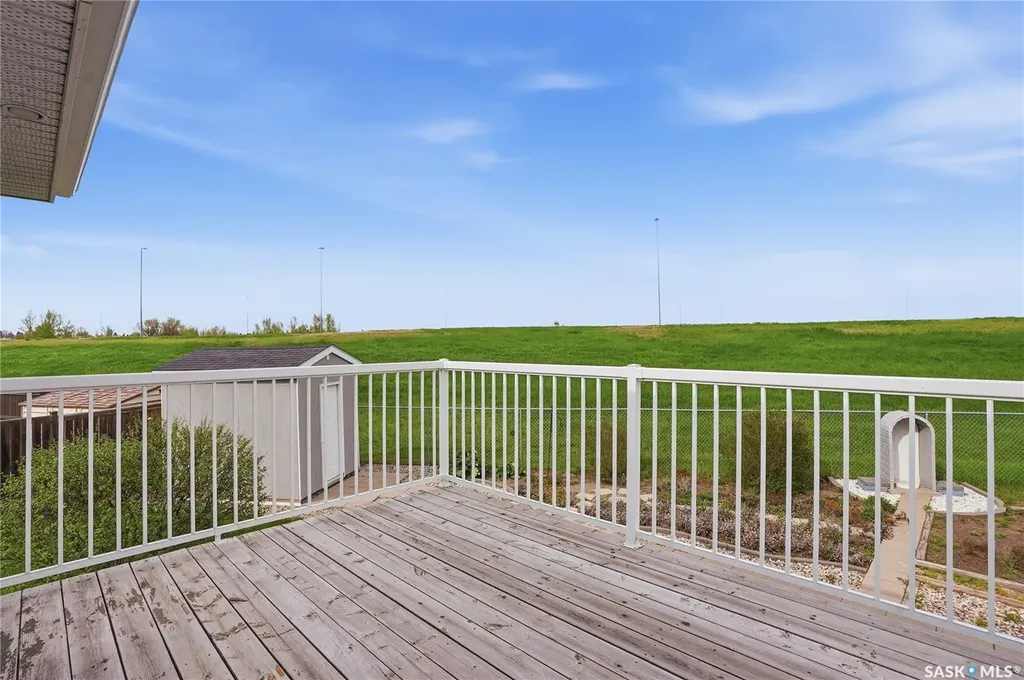 1134 Rempel Place Saskatoon SK S7T 0M2
