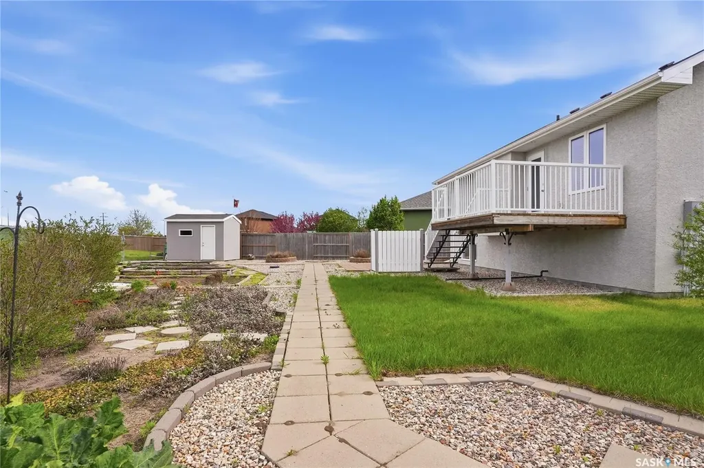 1134 Rempel Place Saskatoon SK S7T 0M2