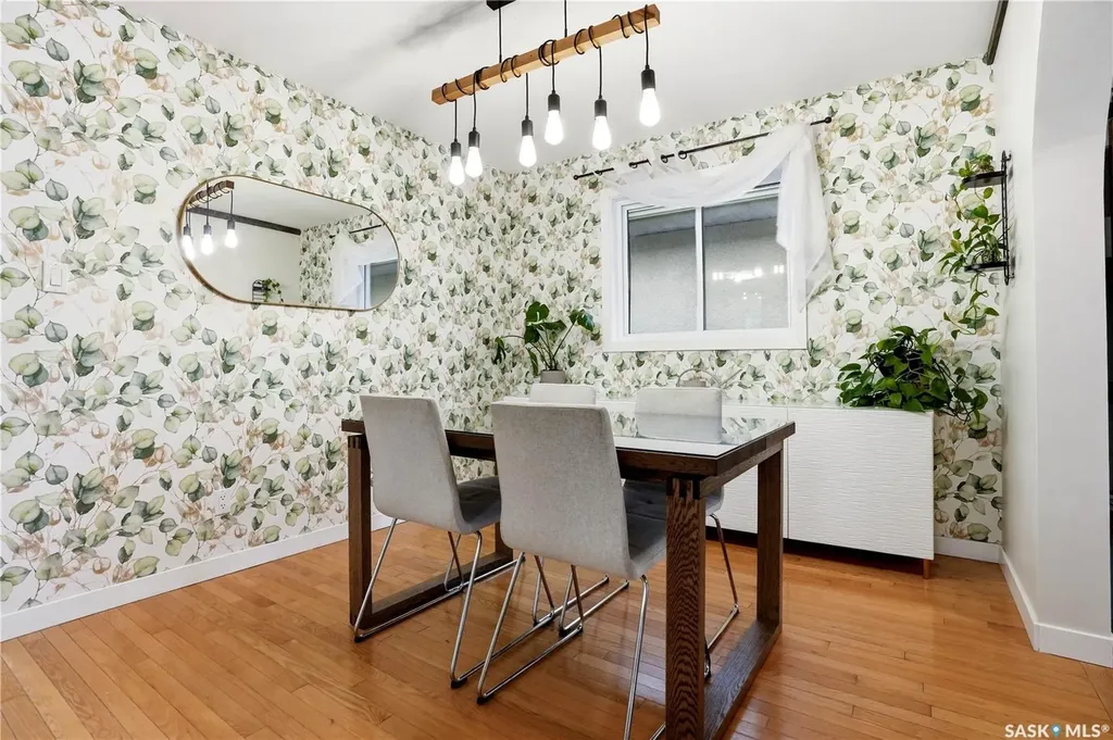 14 Edenwold Crescent Regina SK S4R 8A3