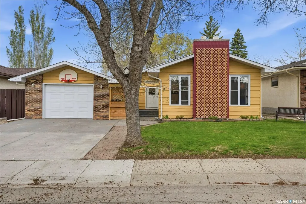 14 Edenwold Crescent Regina SK S4R 8A3