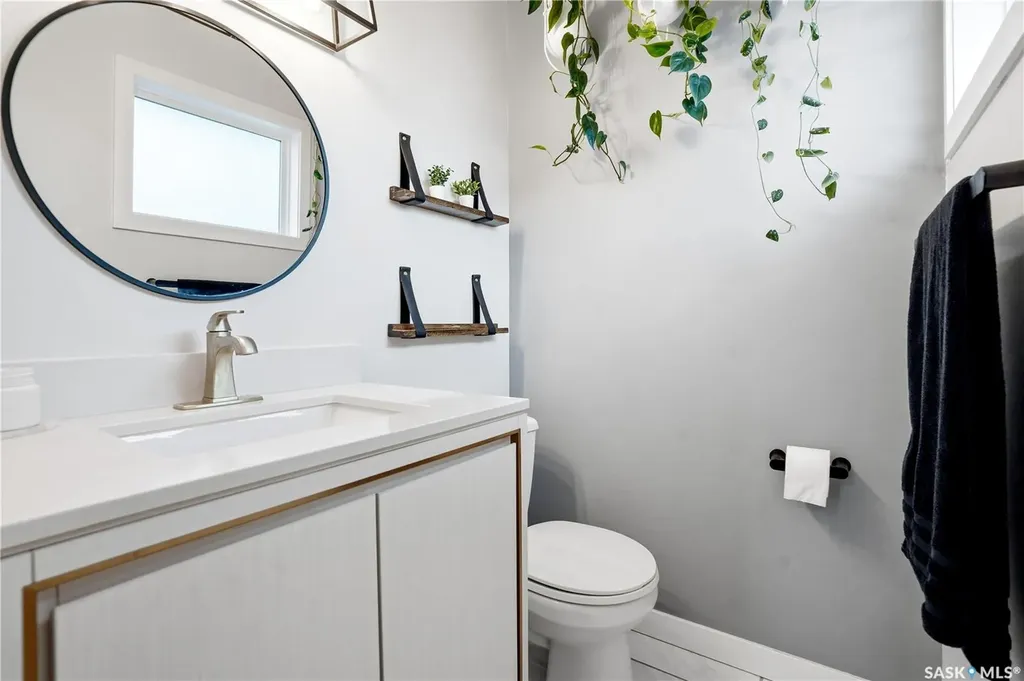 14 Edenwold Crescent Regina SK S4R 8A3