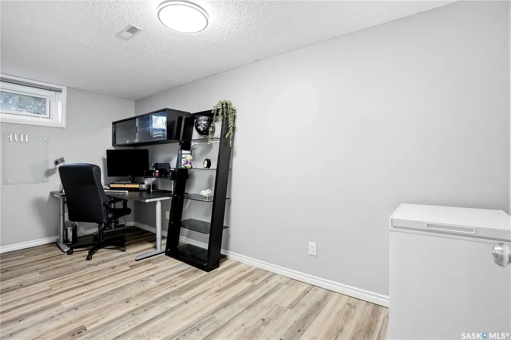 14 Edenwold Crescent Regina SK S4R 8A3