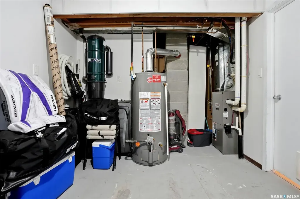 14 Edenwold Crescent Regina SK S4R 8A3