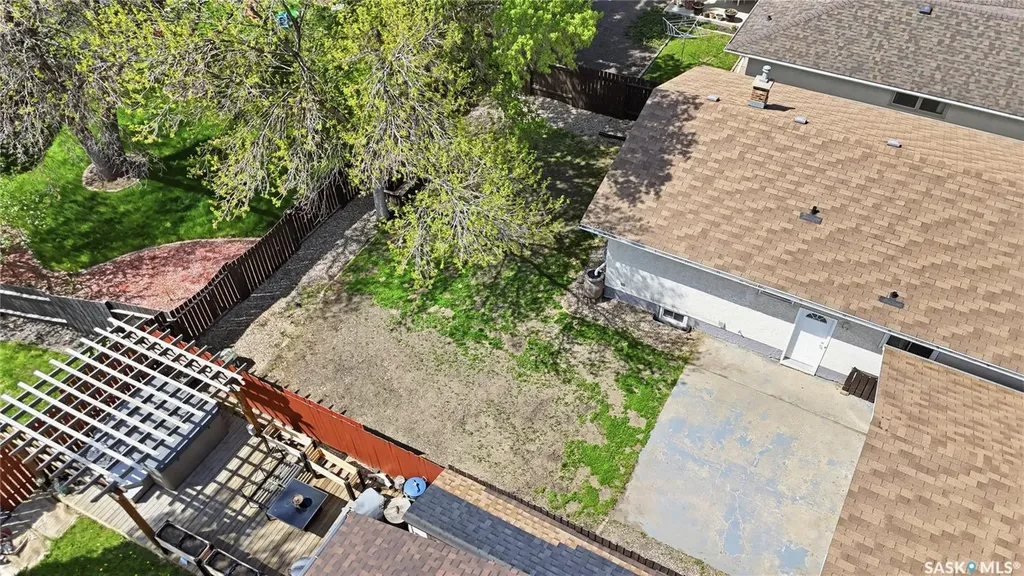 14 Edenwold Crescent Regina SK S4R 8A3