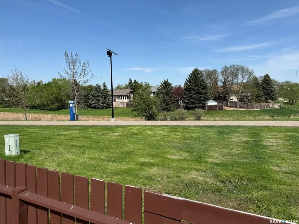70 Hatton Crescent Regina SK S4N 5K6