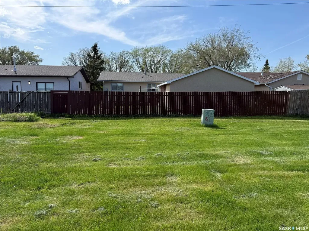70 Hatton Crescent Regina SK S4N 5K6