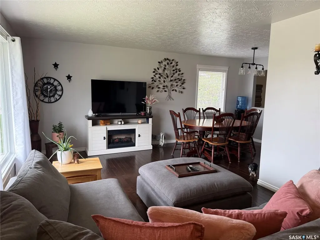 1920 Dyer Road Estevan SK S4A 1Z5