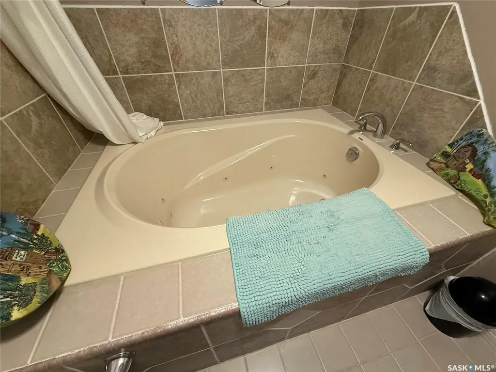 1920 Dyer Road Estevan SK S4A 1Z5