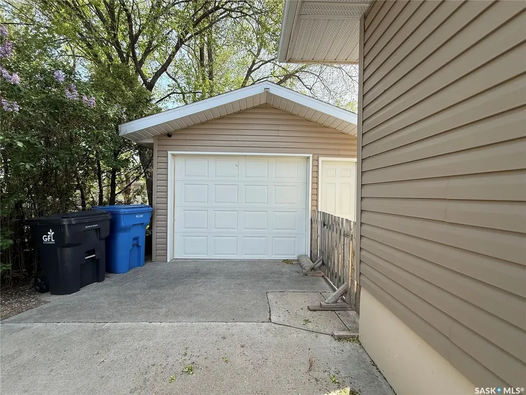 1920 Dyer Road Estevan SK S4A 1Z5